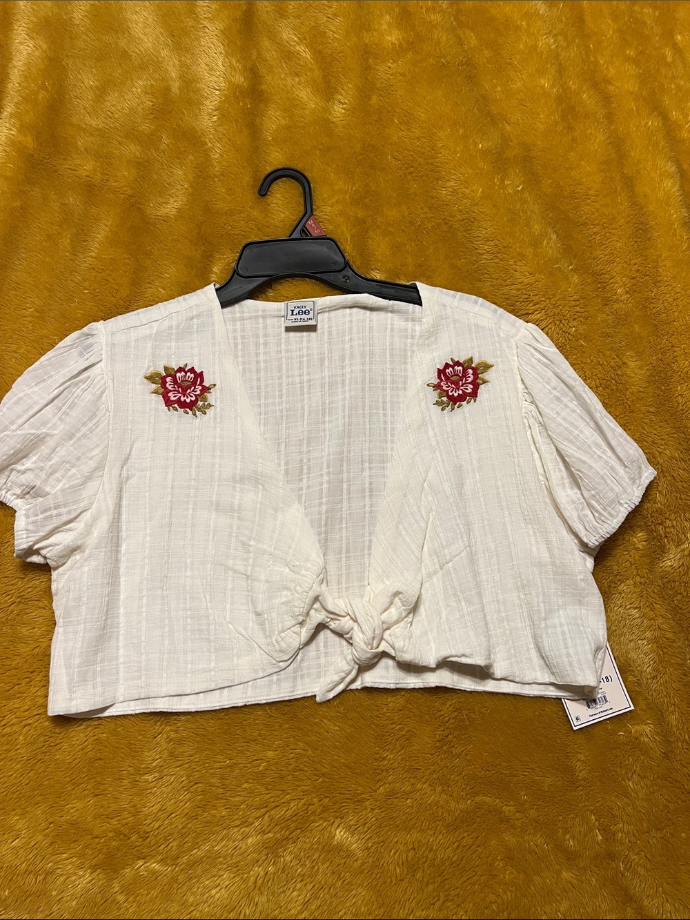 Lacey Lee XL Cream Tie-Front Embroidered Cover Up Top
